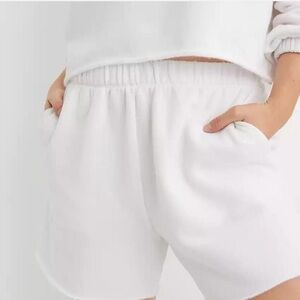 NWT AERIE Fleece-of- mind high waisted shorts in white size M and L